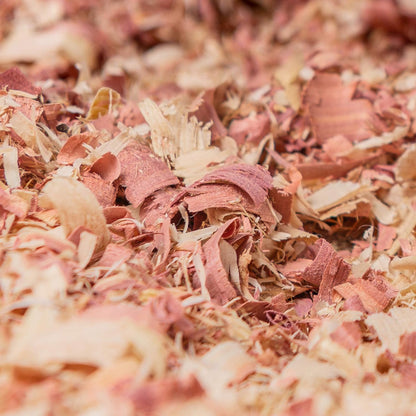 PETSPICK Red Cedar Pet Bedding for Dogs, Horses, Stalls and Kennels, 24 L | Red cedar bedding provides a natural layer for dogs, horses, stalls, kennels and animal areas; 24 L package.