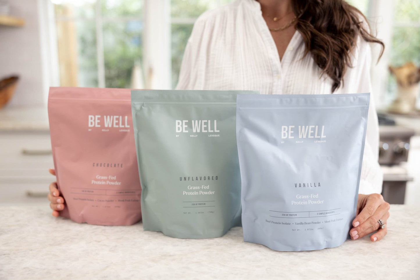 Be Well by Kelly Chocolate Grass-Fed Beef Protein Powder, 24G of Protein & 1G Net Carbs (3 Ingredients, 30 Servings) 9 Amino Acids + 3 BCAAs No Soy, No Dairy, Stevia-Free, No Sugar Added 1.87lb 849g - dailyvitalstore