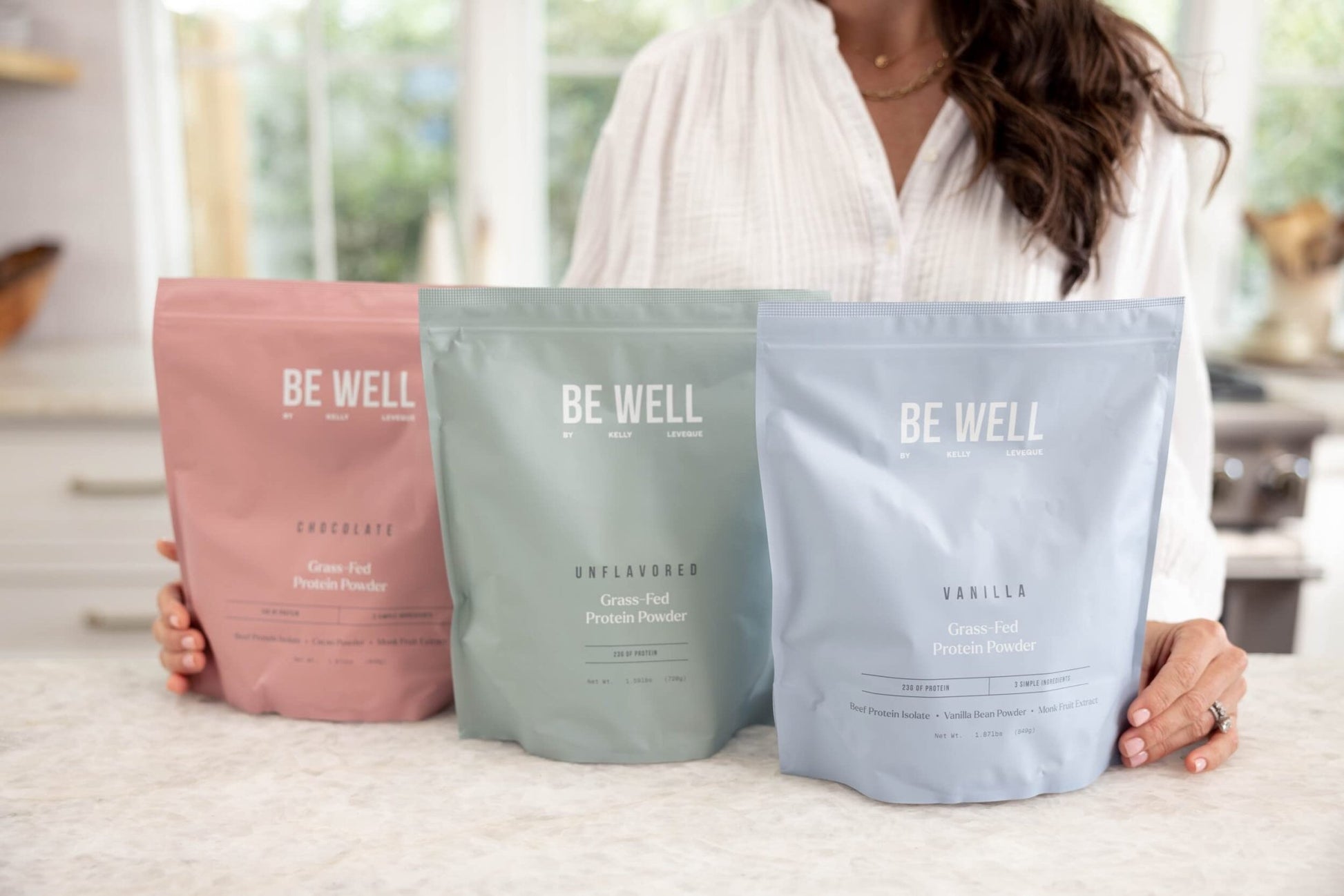 Be Well by Kelly Chocolate Grass-Fed Beef Protein Powder, 24G of Protein & 1G Net Carbs (3 Ingredients, 30 Servings) 9 Amino Acids + 3 BCAAs No Soy, No Dairy, Stevia-Free, No Sugar Added 1.87lb 849g - dailyvitalstore