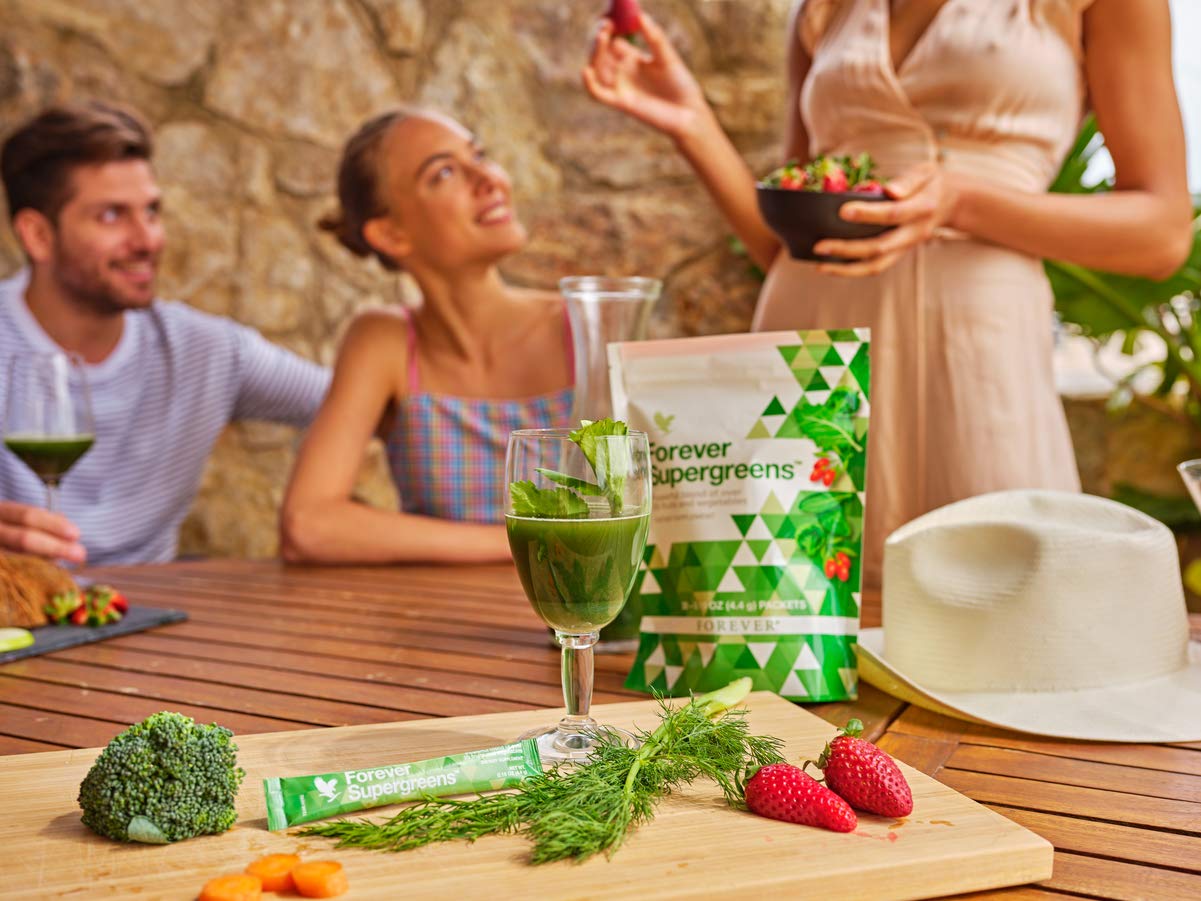 Forever Living - Forever Supergreens - Blend for Your Active Lifestyle - Supercharge Your Day w/Over 20 Powerful Greens and Superfoods. - 30 Packets - dailyvitalstore