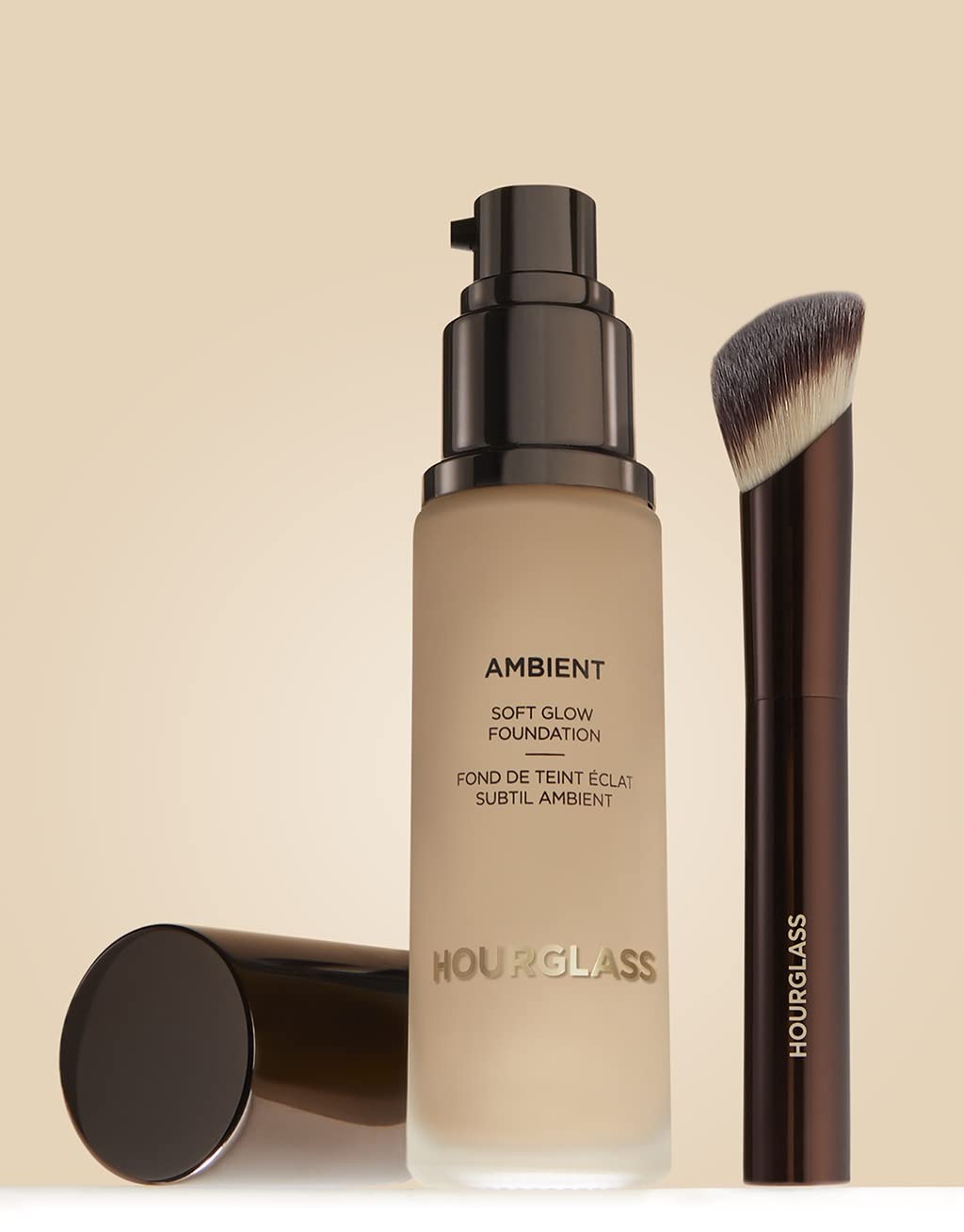 Hourglass Ambient Soft Glow Foundation Brush - dailyvitalstore