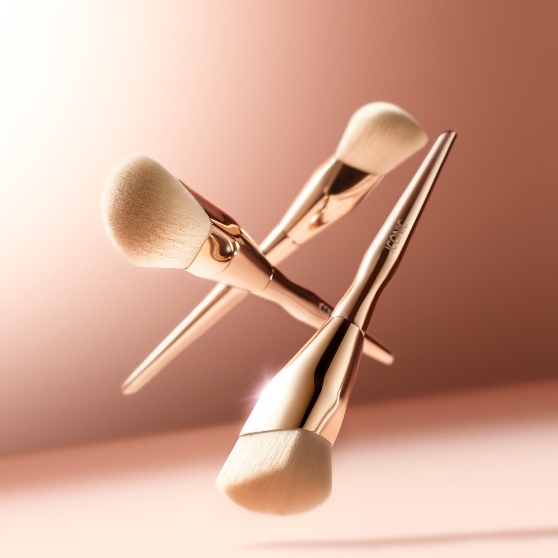 ICONIC LONDON Complexion Brush | Flawless Finish, Seamless Blending For Liquid and Cream Products - dailyvitalstore