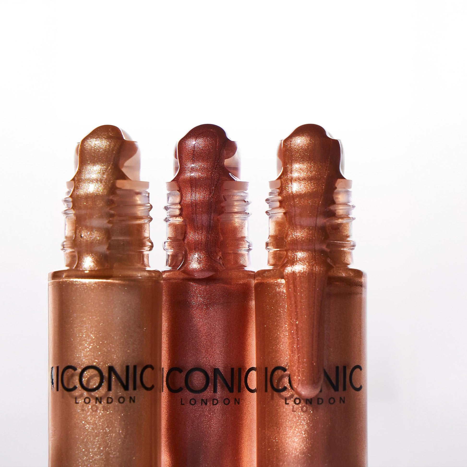 ICONIC LONDON Rollaway Glow | Liquid Highlighter for a Radiant Glow, Cruelty-Free, Vegan Makeup (Champagne Chic) 0.27 Fl oz - dailyvitalstore