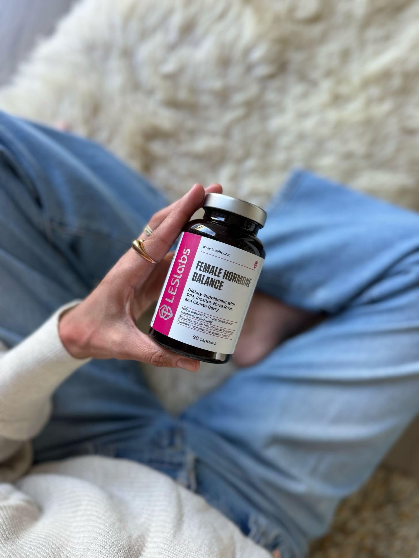 LES Labs Female Hormone Balance Supplement – Hormone Support for Women with Inositol, DIM, Vitex, Chaste Tree, Vitamin B6 & Folate – Menstrual Cycle & Fertility Support – 90 Capsules – Non-GMO - dailyvitalstore