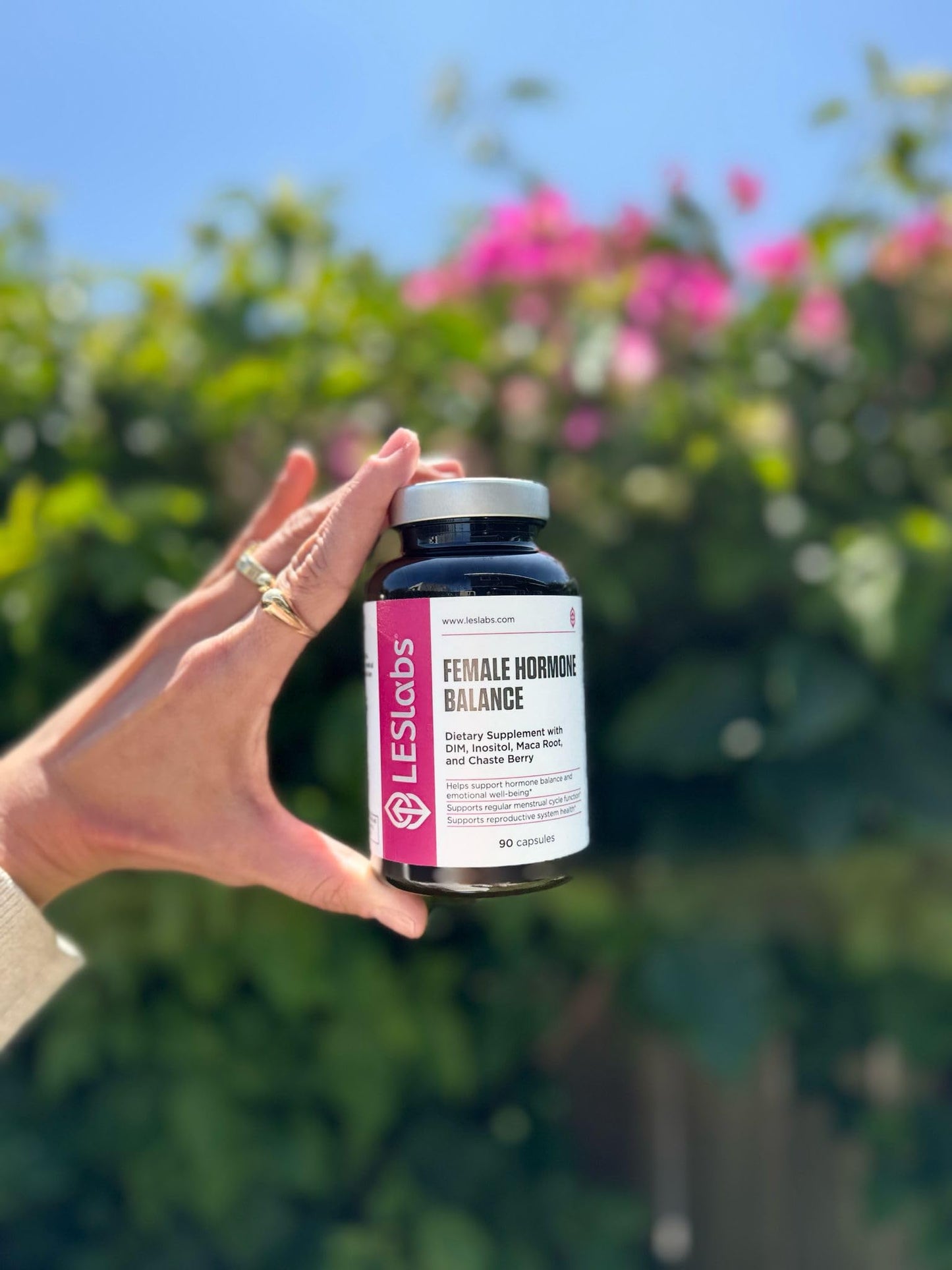 LES Labs Female Hormone Balance Supplement – Hormone Support for Women with Inositol, DIM, Vitex, Chaste Tree, Vitamin B6 & Folate – Menstrual Cycle & Fertility Support – 90 Capsules – Non-GMO - dailyvitalstore