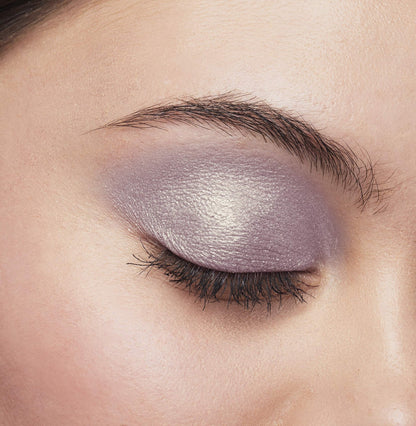 L'Oreal Paris Brilliant Eyes Shimmer Liquid Eye Shadow, Longwearing Lasting Shimmer, Crease Resistant, Flake-Proof, Precision Applicator, Quick Dry, Non-Greasy, Amethyst Quartz, 0.1 oz. - dailyvitalstore