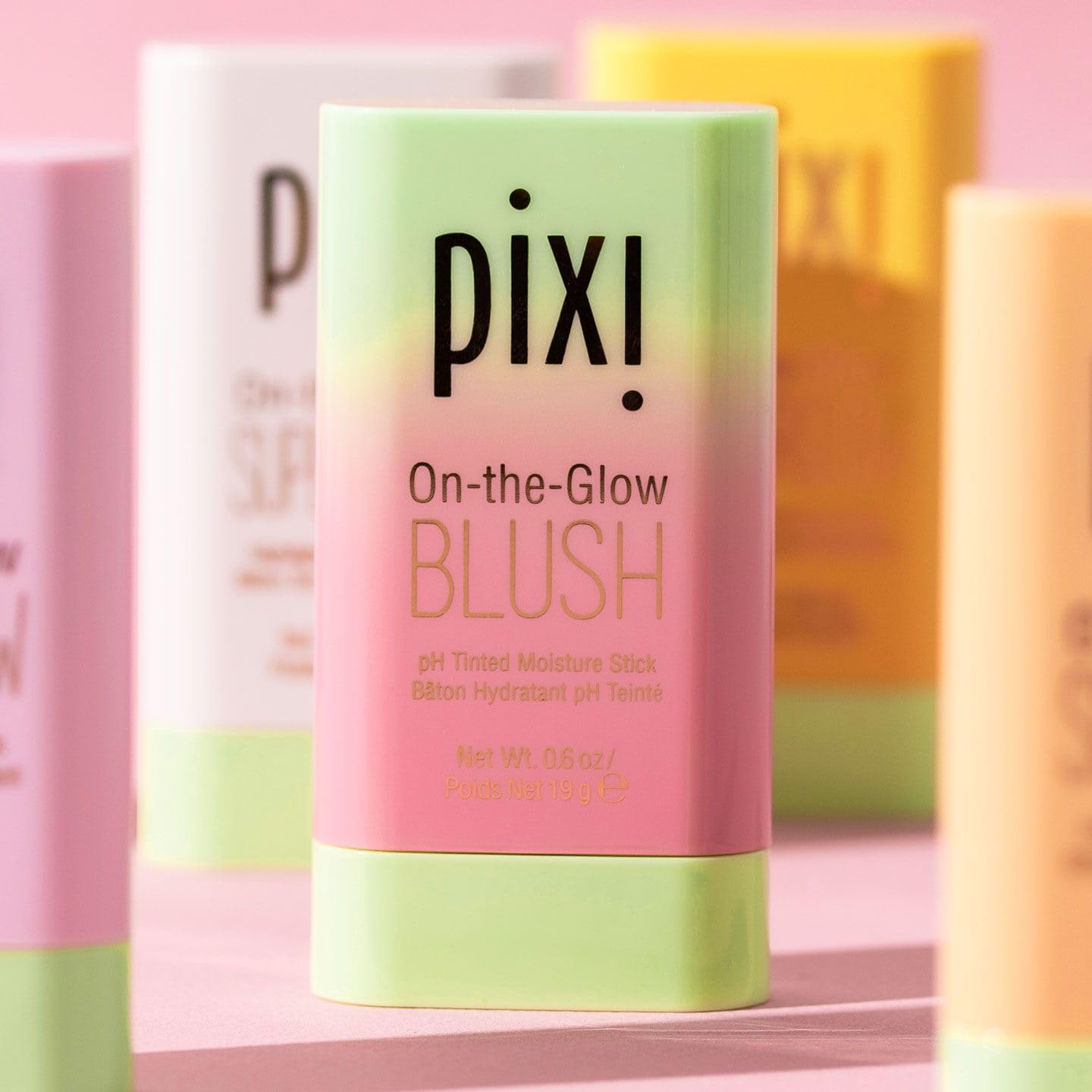 Pixi On-the-Glow Blush Stick in CheekTone, pH Reactive Hydrating Tinted Moisture Stick for Cheeks and Lips with Ginseng, Aloe Vera and Fruit Extracts, Twist-Up Design, Paraben-Free, 19g / 0.6 oz - dailyvitalstore