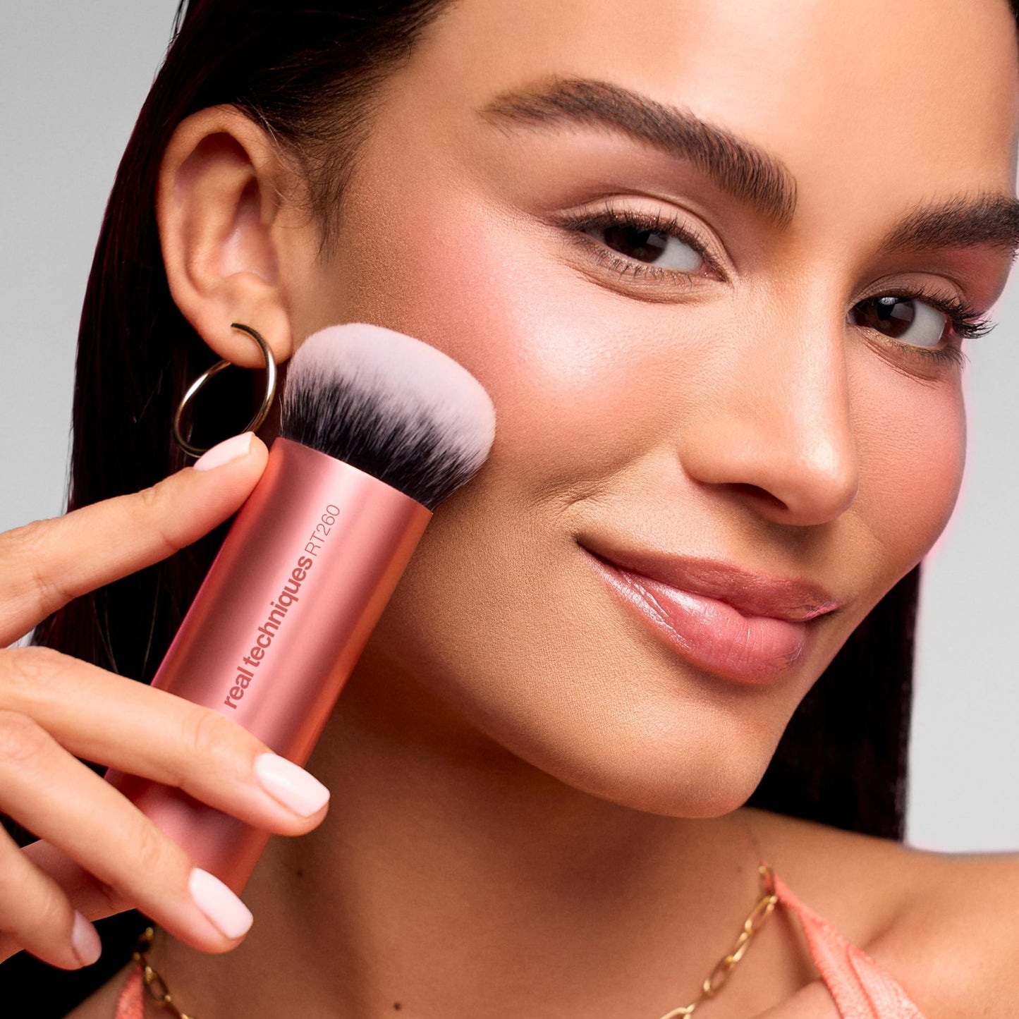 Real Techniques Bubble Blending Makeup Brush, Multipurpose Foundation Brush For Liquid, Cream, & Powder Products, Unique Round Brush Head, Synthetic Bristles, Vegan & Cruelty Free, 1 Count - dailyvitalstore