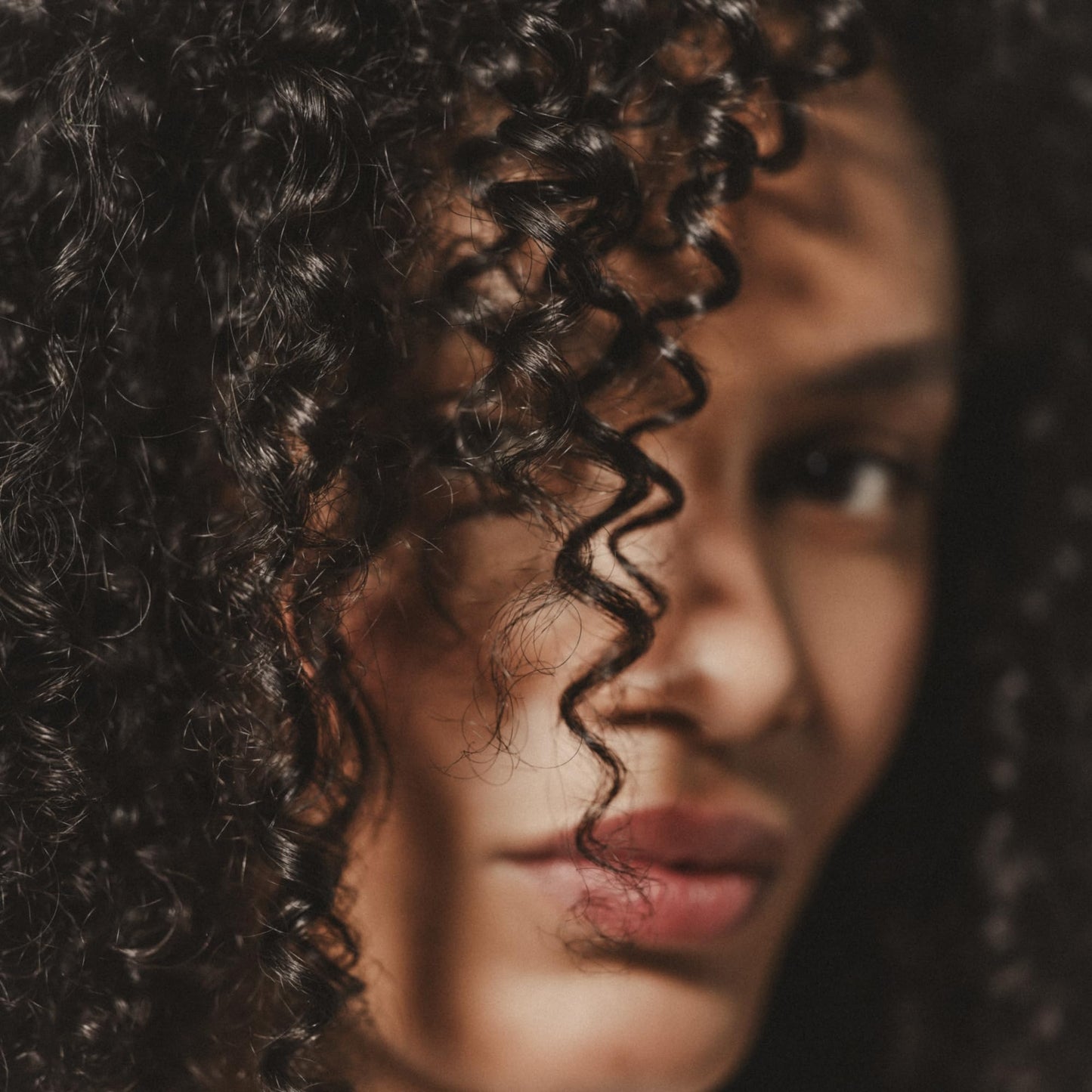 Sisley Paris Curl Care Cream - 150 mL - Nourishes & Defines Curly to Tightly Curled Hair - 24-Hour Anti-Frizz & Anti-Humidity Protection - Provides Long-Lasting Hold - dailyvitalstore