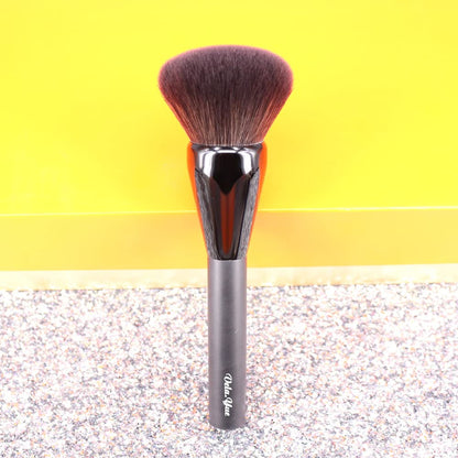 Vela.Yue Large Powder Brush Soft Face Loose Mineral Foundation Blusher Bronzer Makeup Brush - dailyvitalstore